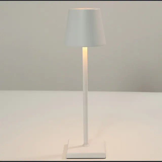 Vintage Aluminum LED Desk Lamp - CLICK TIK